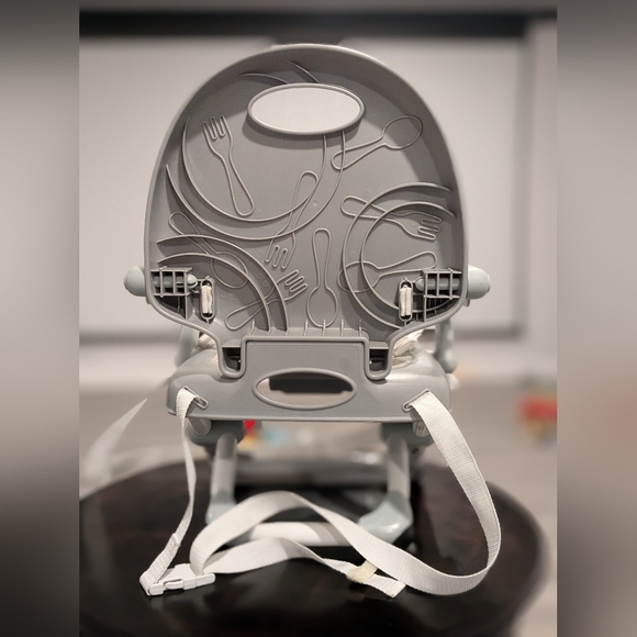 Chicco Portable Booster Seat - Picture 5 of 7